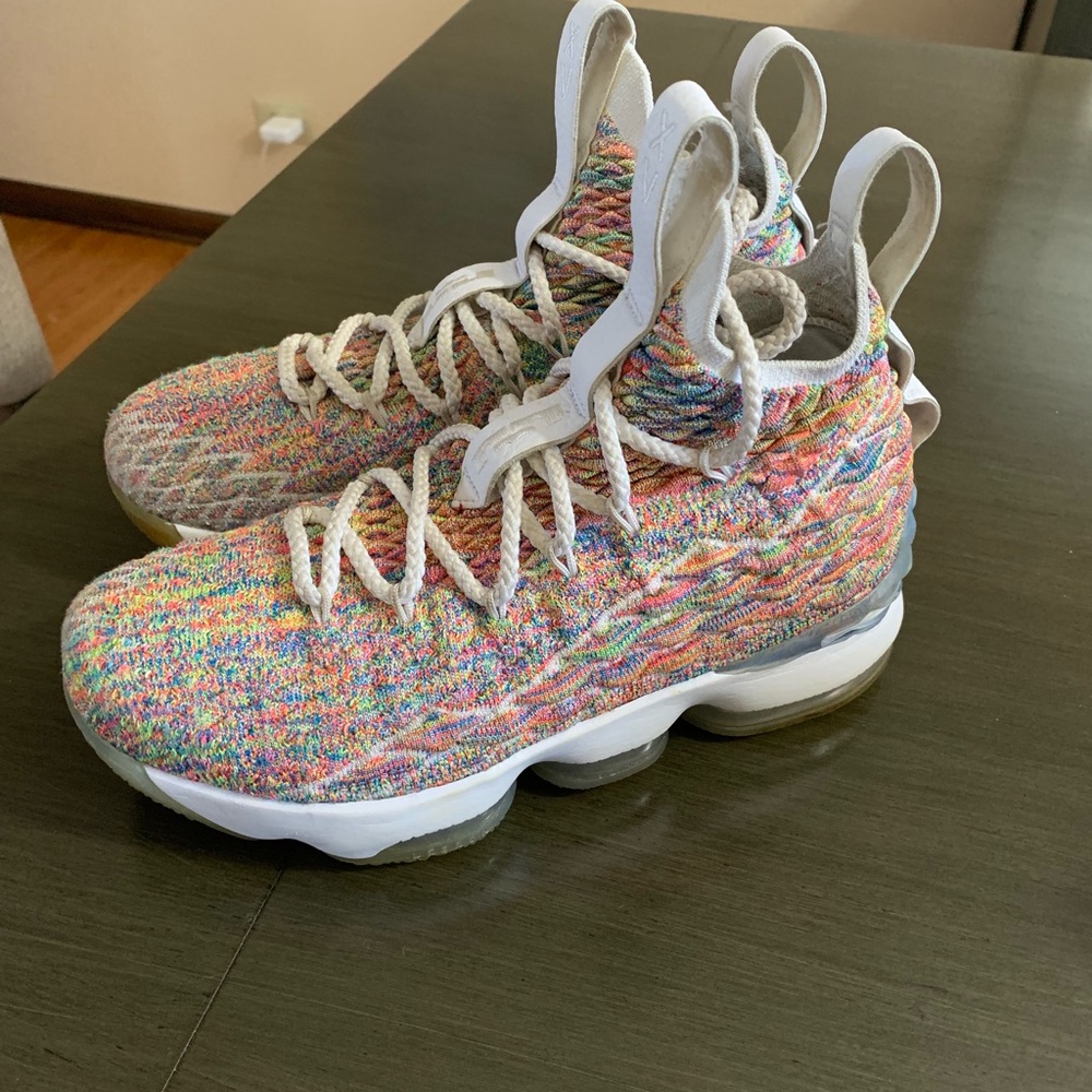 LeBron 15 Cereal/Fruity Pebbles Grade school boys